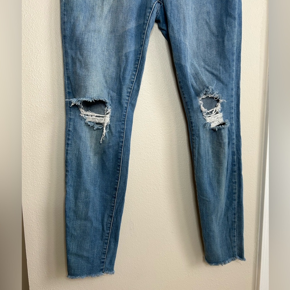 Wild Fable Distressed Raw Hem High Wasit Denim Jeans Size 8 Long - Picture 3 of 5